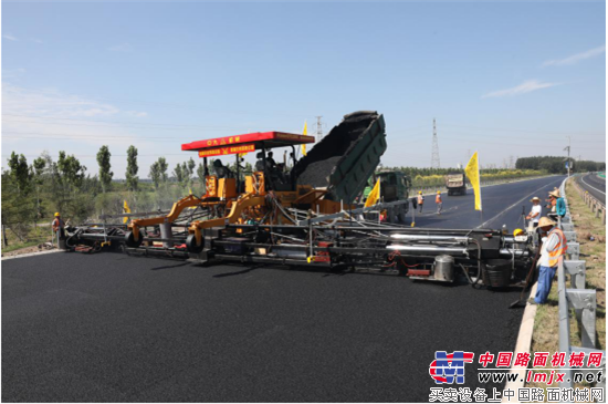 中大機械：不走尋常路 傳承匠心成就中國公路攤鋪專家
